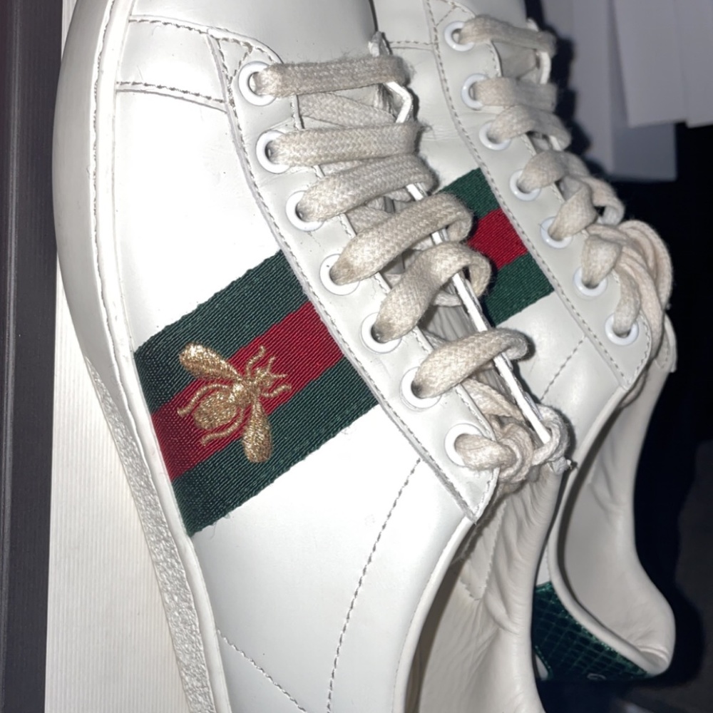Gucci Women's Ace sneaker with bee